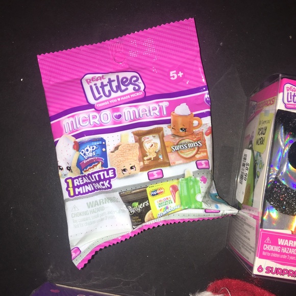 Shopkins Real Littles Christmas Lot Snack Time, Backpack, Micro mart, Mini Packs - Picture 8 of 9